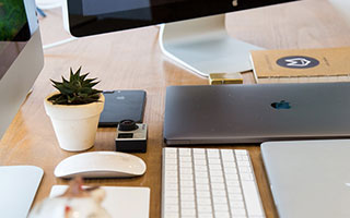 开云官网关注的上半场结束前那几分钟那一刻，场上信号已经很明显